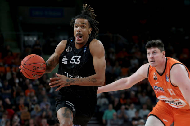 就在一场西 就在一场西