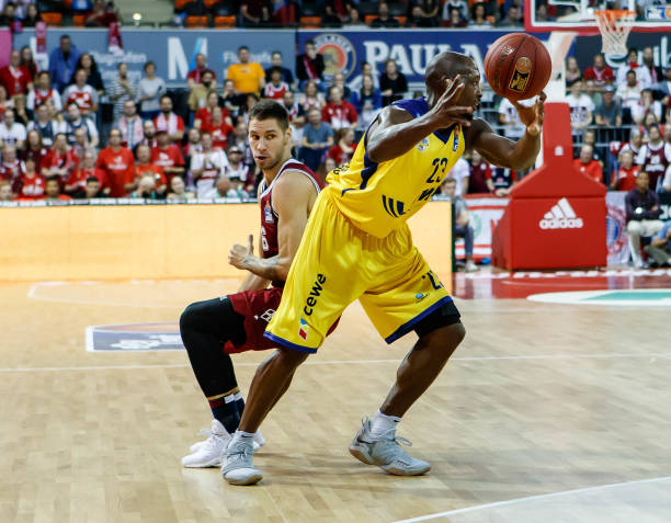 出世界级球 出世界级球