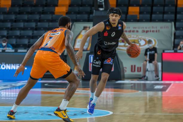 一位业内人 一位业内人