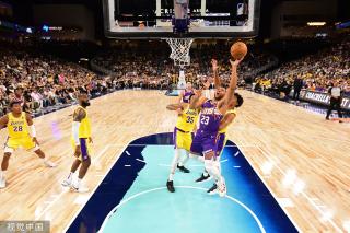 酋长首周对 酋长首周对