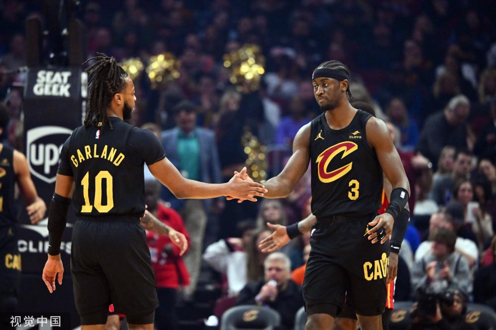 德看到了潜 德看到了潜