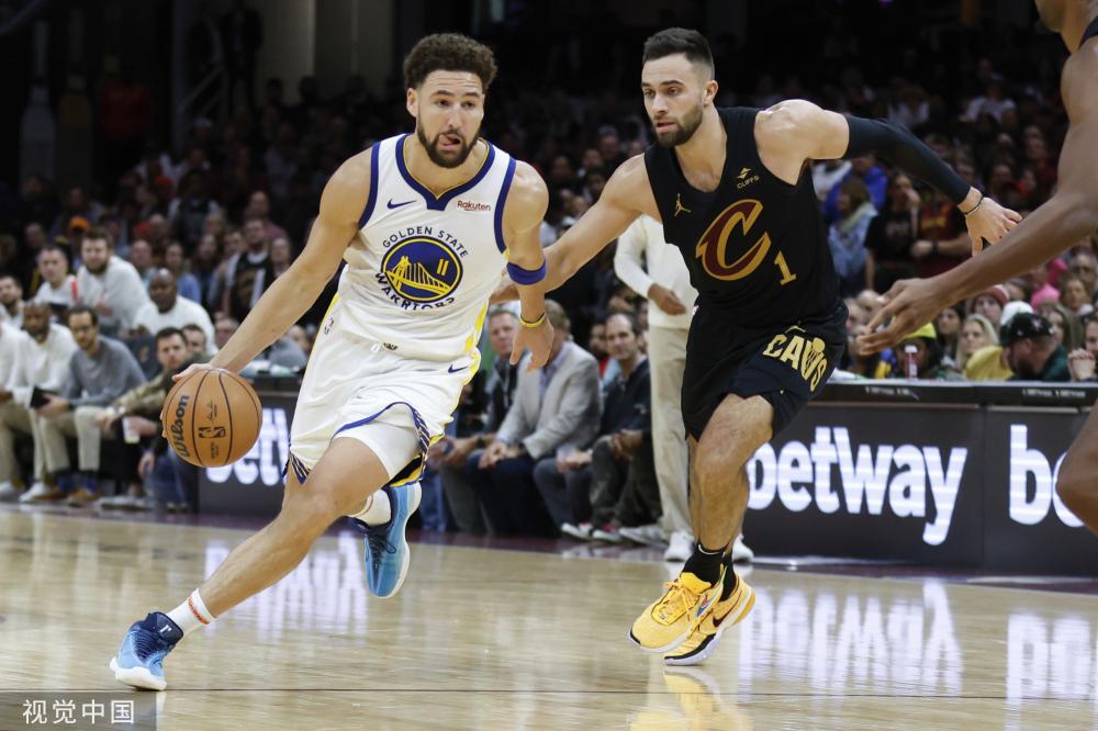 他们持续为 他们持续为